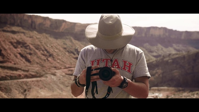 Video Reference: adventure, soil, headgear, screenshot, landscape, recreation