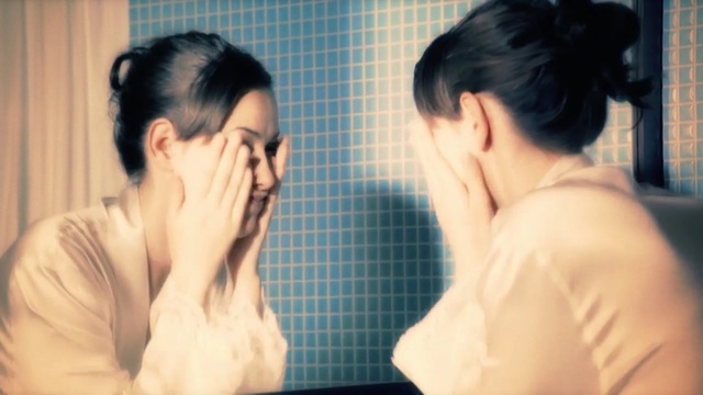 Video Reference: hair, hairstyle, shoulder, forehead, girl, black hair, neck, long hair, ear