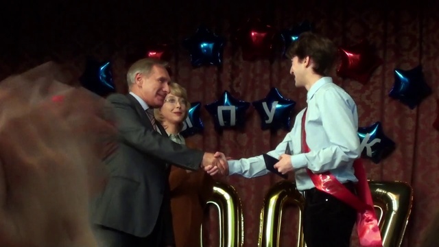 Video Reference: Social group, Fun, Performance, Event, Interaction, Stage, Music, heater, Musical theatre, Performing arts