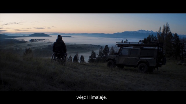 Video Reference: Nature, Mode of transport, Atmospheric phenomenon, Wilderness, Sky, Morning, Landscape, Photography, Screenshot, Ecoregion