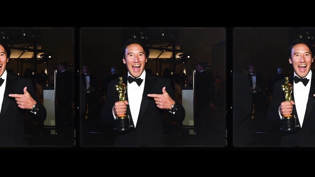 Video Reference: Music, Performance, Speech, Event, Singing, Darkness, Formal wear, Stage