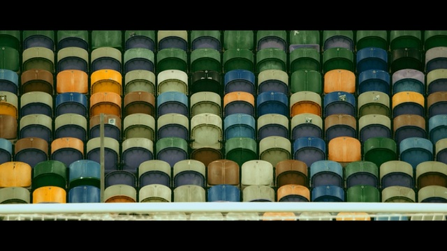 Video Reference: Tints and shades, Colorfulness, Cylinder, Person