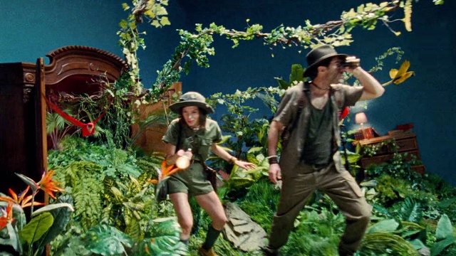 Video Reference: People in nature, Jungle, Botany, Fun, Organism, Plant, Grass, Tree, Adaptation, Photography