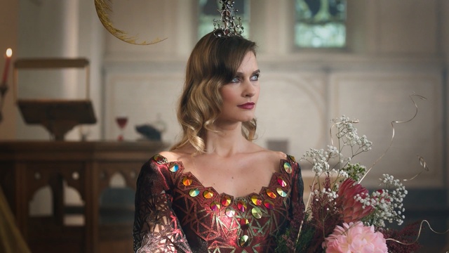 Video Reference: gown, beauty, dress, lady, girl, formal wear, fashion accessory, hairstyle, jewellery, shoulder, Person