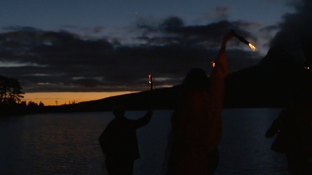 Video Reference: sky, water, sunset, geological phenomenon, evening, dusk, darkness, river, cloud, night