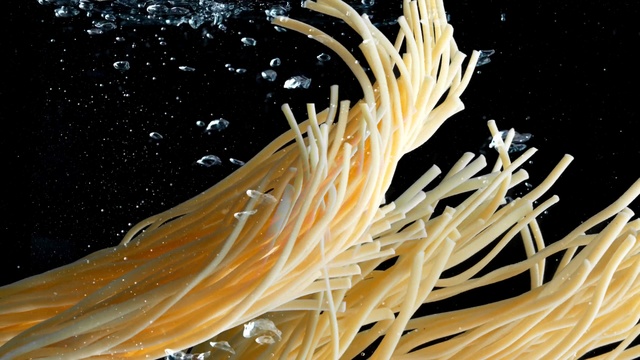 Video Reference: Sea anemone, Noodle, Cuisine, Bucatini