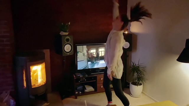 Video Reference: Plant, Houseplant, Comfort, Television, Interior design, Home appliance, Television set, Flowerpot, Living room, Wood