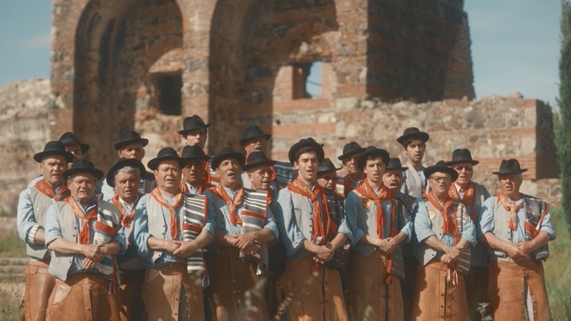 Video Reference: tourism, archaeological site, temple, travel, recreation, pilgrimage, Person