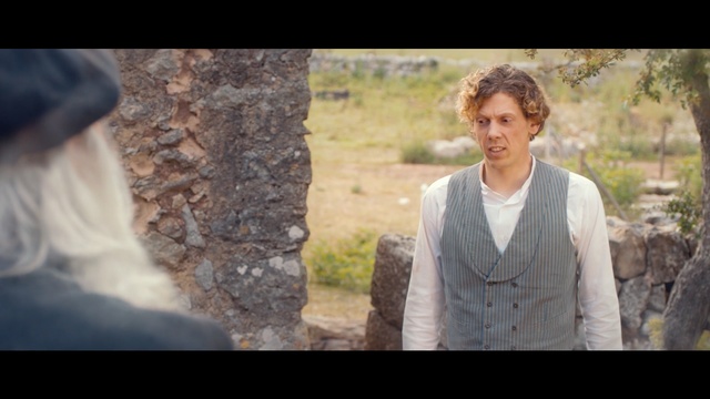 Video Reference: photograph, photography, tree, girl, screenshot, human, smile, fun, portrait photography, portrait, Person