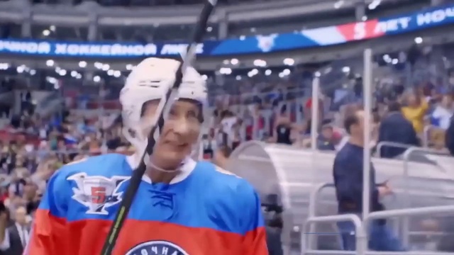 Video Reference: Fan, Product, Sports, Team sport, Player, Ball game, Arena, Tournament, Crowd, Audience