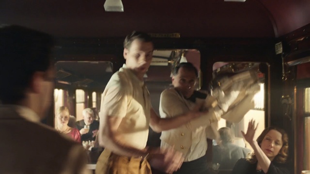 Video Reference: Fun, Snapshot, Event, Hand, Room, Muscle, Performance, Crowd, Person