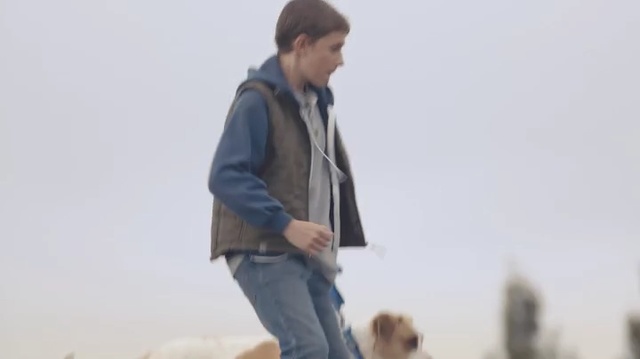 Video Reference: Jeans, Jacket, Denim, Standing, Outerwear, Fashion, Fur, Textile, Dog walking, Trousers
