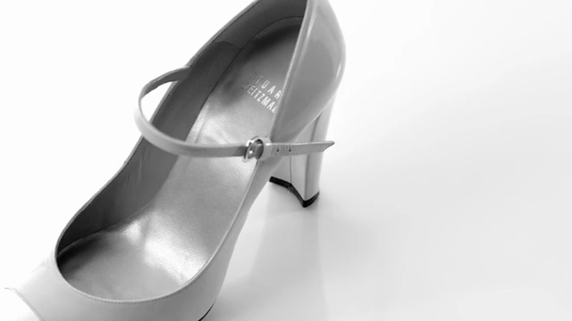 Video Reference: footwear, white, shoe, black and white, bridal shoe, high heeled footwear, product, product, monochrome, outdoor shoe