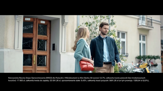 Video Reference: Photograph, People, Shoulder, Snapshot, Standing, Fun, Fashion, Photography, Sitting, Joint, Person