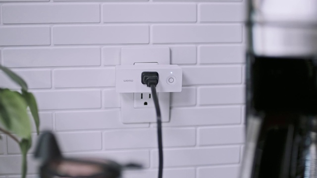 Video Reference: Wall, Tile, Siding, Photography, House, Window, Door, Plumbing