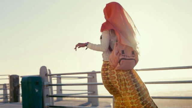 Video Reference: vacation, fun, girl, sky, happiness, neck