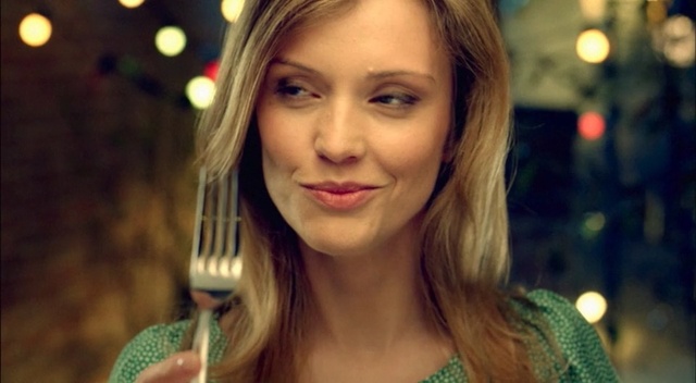 Video Reference: Hair, Face, Lip, Facial expression, Eyebrow, Blond, Beauty, Hairstyle, Cheek, Lady, Person