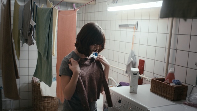 Video Reference: room, girl, textile, product, Person