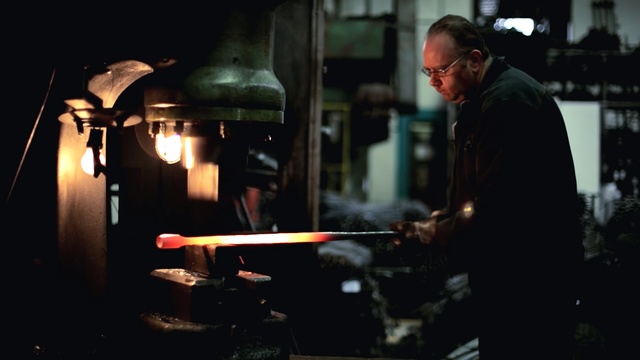 Video Reference: Blacksmith, Metalsmith, Metalworking, Musician