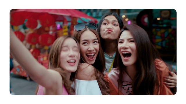 Video Reference: Face, Smile, Photograph, Facial expression, Purple, Flash photography, Happy, Gesture, Pink, Leisure