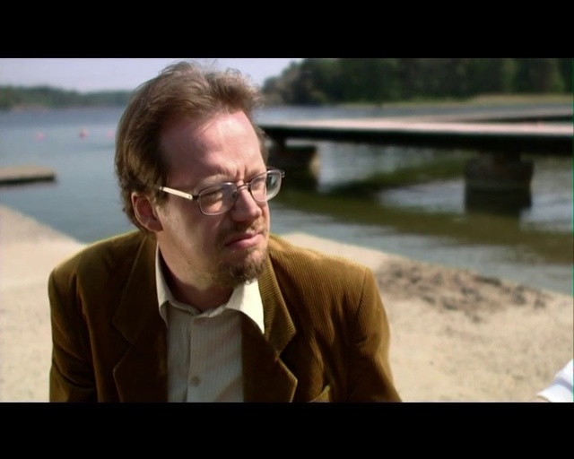 Video Reference: Eyewear, Glasses, Human, Sunglasses, Gentleman, Vision care, Photography, Adaptation, Sitting, Person