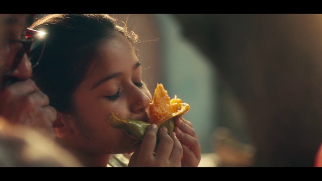 Video Reference: Eating, Lip, Junk food, Sweetness, Mouth, Child, Food craving, Vegetarian food, Photography, Food