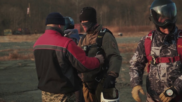 Video Reference: Soldier, Army, Games, Military, Infantry, Recreation, Marines, Paintball equipment, Military organization