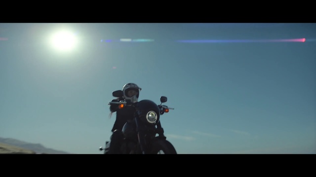 Video Reference: Sky, Atmosphere, Extreme sport, Photography, Fun, Screenshot, Horizon, Landscape