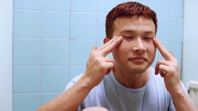 Video Reference: toothbrush, Person