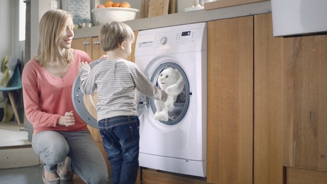 Video Reference: room, home appliance, major appliance, furniture, refrigerator, product, flooring, floor, laundry, window