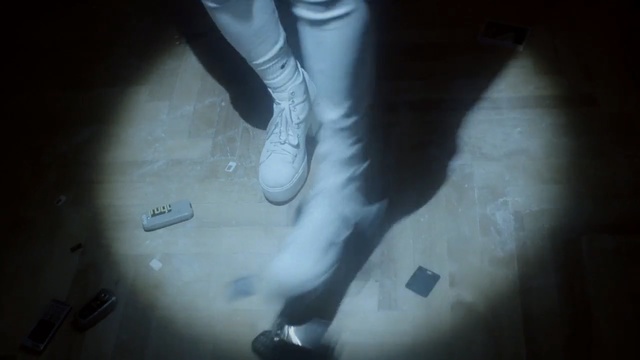 Video Reference: White, Black, Human leg, Leg, Footwear, Ankle, Joint, Shoe, Foot, Knee, Person