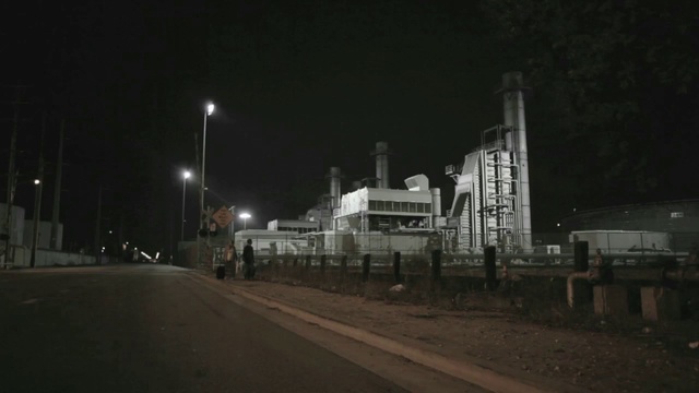 Video Reference: Night, Black, Street light, White, Metropolitan area, Darkness, Lighting, Light fixture, Midnight, Light