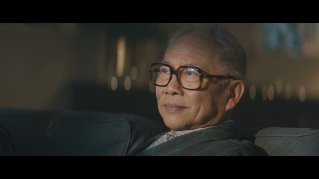 Video Reference: Face, Eyewear, Photograph, Glasses, Head, Portrait, Cheek, Chin, Forehead, Vision care, Person