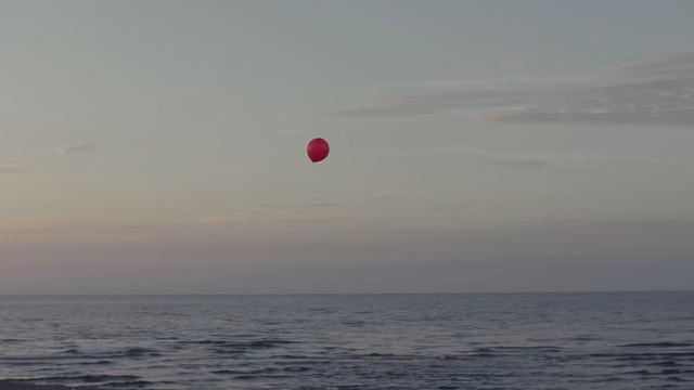 Video Reference: Horizon, Sky, Sea, Ocean, Calm, Wave, Vacation, Beach, Cloud, Wind wave