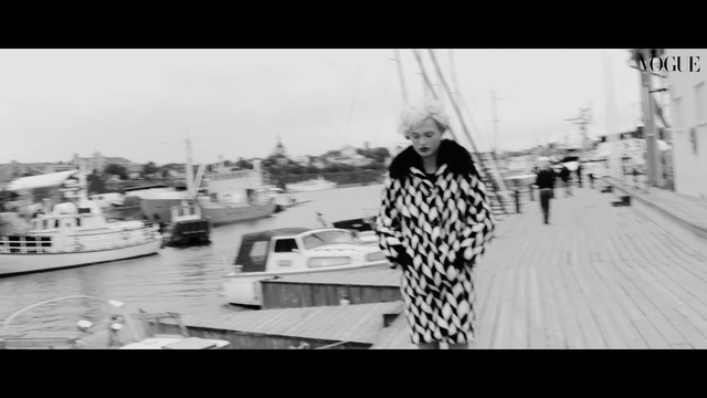 Video Reference: Photograph, White, Black-and-white, Black, Monochrome photography, Monochrome, Snapshot, Photography, Stock photography, Vehicle