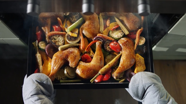 Video Reference: food, dish, cuisine, animal source foods, meat, junk food, roasting, grilling, recipe, grilled food