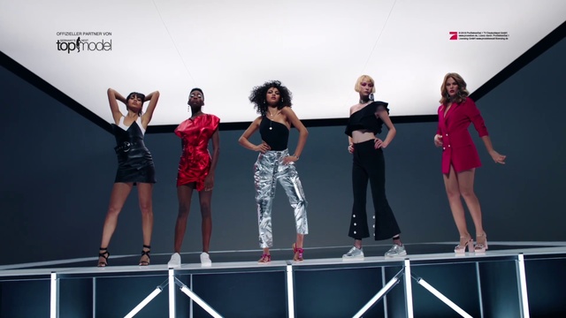 Video Reference: Performance, Fashion, Event, Performing arts, Stage, Dance, Fun, Footwear, Stage equipment, Technology