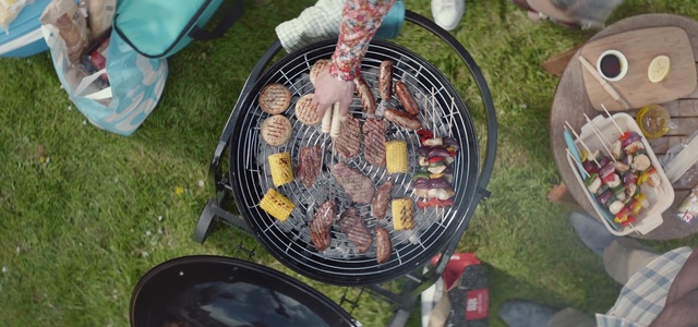 Video Reference: Barbecue, Barbecue grill, Grilling, Outdoor grill, Cooking, Cuisine, Food, Dish, Churrasco food, Meat