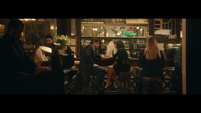 Video Reference: Snapshot, Conversation, Fun, Restaurant, Night, Photography, Sitting