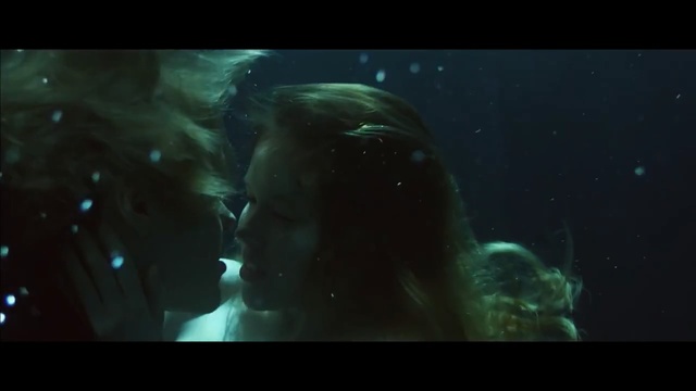 Video Reference: Underwater, Movie, Organism, Marine biology, Fiction, Human, Scene, Fictional character, Space, Cg artwork