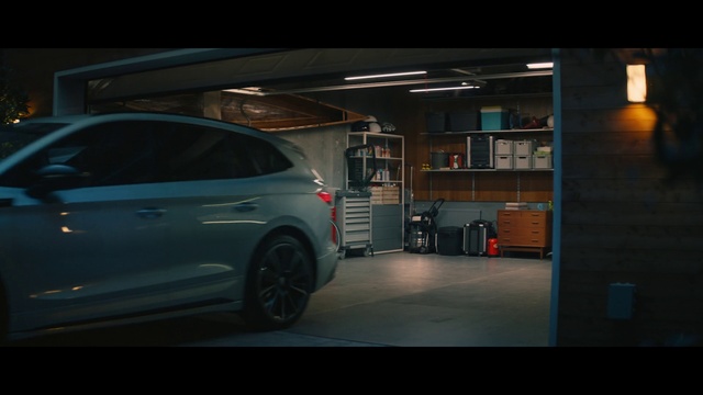 Video Reference: Land vehicle, Car, Vehicle, Automotive design, Rim, Family car, Mid-size car, Hatchback, Automotive wheel system, Wheel