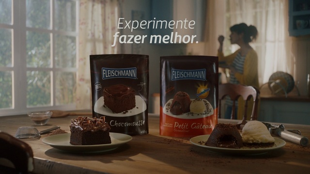 Video Reference: Food, Chocolate, Cup, Drinkware, Cuisine, Baking, Cup, Coffee cup