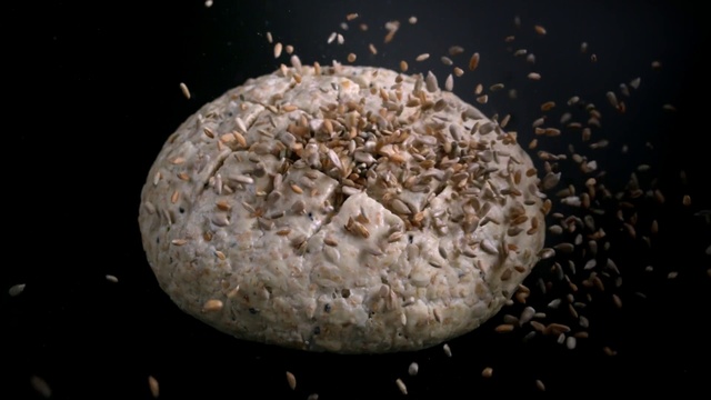 Video Reference: Dish, Food, Cuisine, Organism, Recipe, Comfort food, Sitting, Dark, Cake, Table, Black, Bowl, Banana, Large, Plate, Covered, Pan, Cut, White, Bird