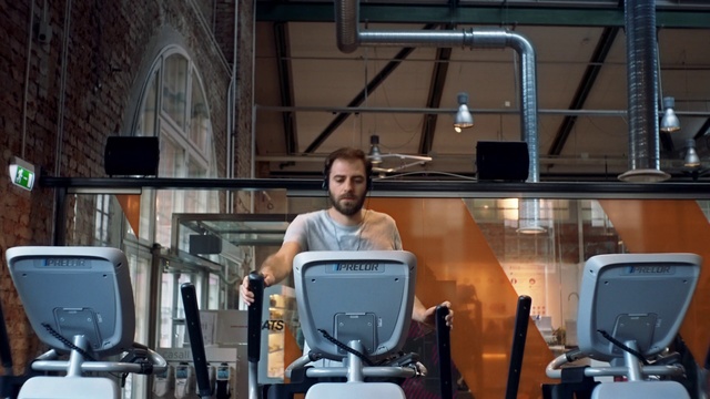 Video Reference: Exercise machine, Treadmill, Exercise equipment, Gym, Shoulder, Elliptical trainer, Physical fitness, Muscle, Room, Media, Person