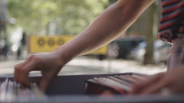 Video Reference: Arm, Hand, Leg, Finger, Muscle, Human body, Human leg, Thigh, Sitting, Art