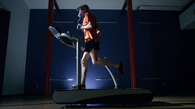 Video Reference: performance, exercise machine, exercise equipment, physical fitness, performing arts, recreation, sport venue