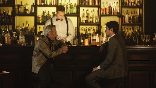 Video Reference: Gentleman, Event, Bar, Conversation, Liqueur