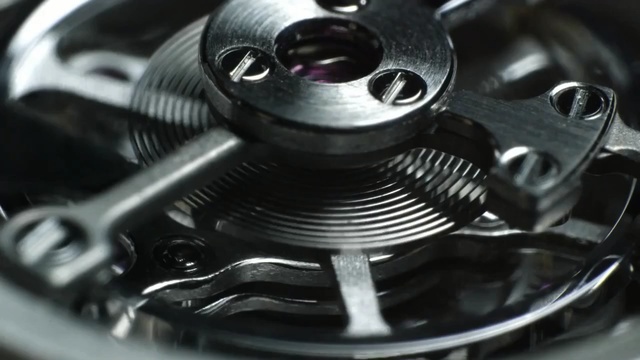 Video Reference: auto part, hardware, wheel, hardware accessory, rim, clutch, automotive engine part, engine, spoke