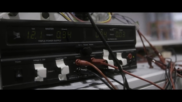 Video Reference: Electronics, Technology, Audio equipment, Electronic device, Automotive exterior, Auto part, Vehicle, Windshield