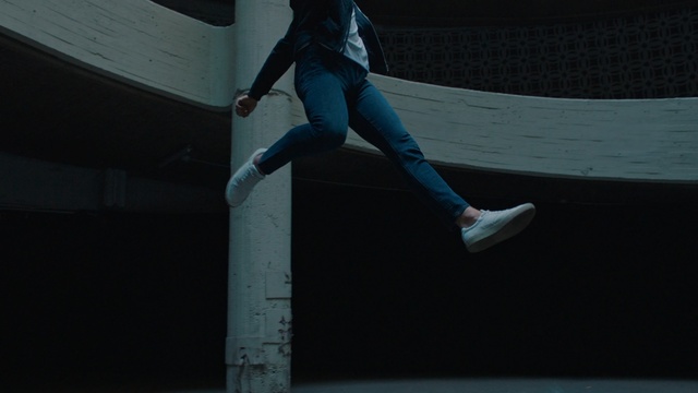 Video Reference: blue, darkness, water, performance, sky, fun